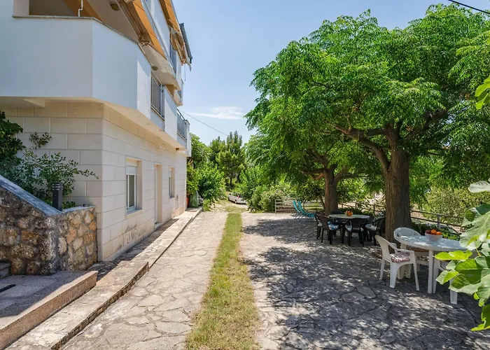 Daria 1 By Interhome Apartman Anic