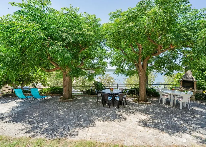 Apartman Daria 1 By Interhome Anic