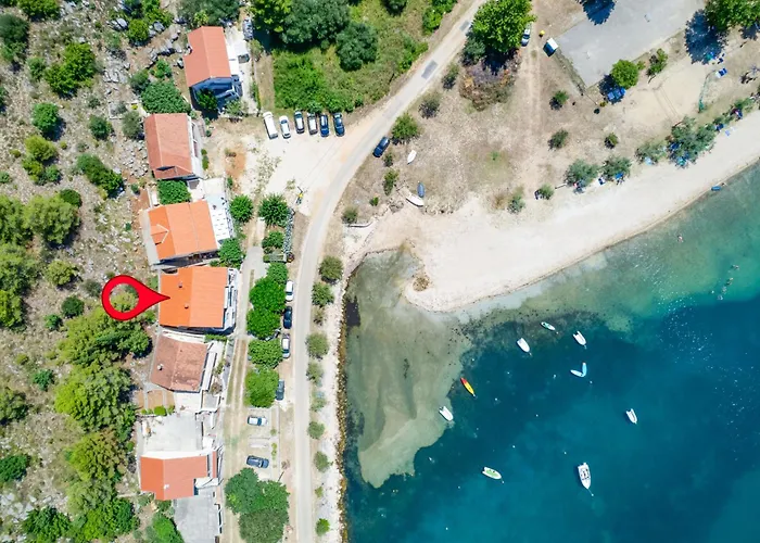 Daria 1 By Interhome Apartman Anic