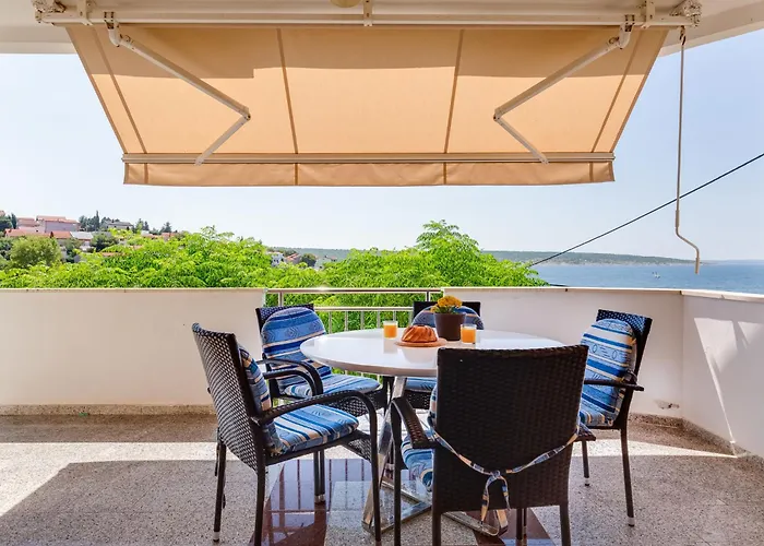 Daria 1 By Interhome Apartman *